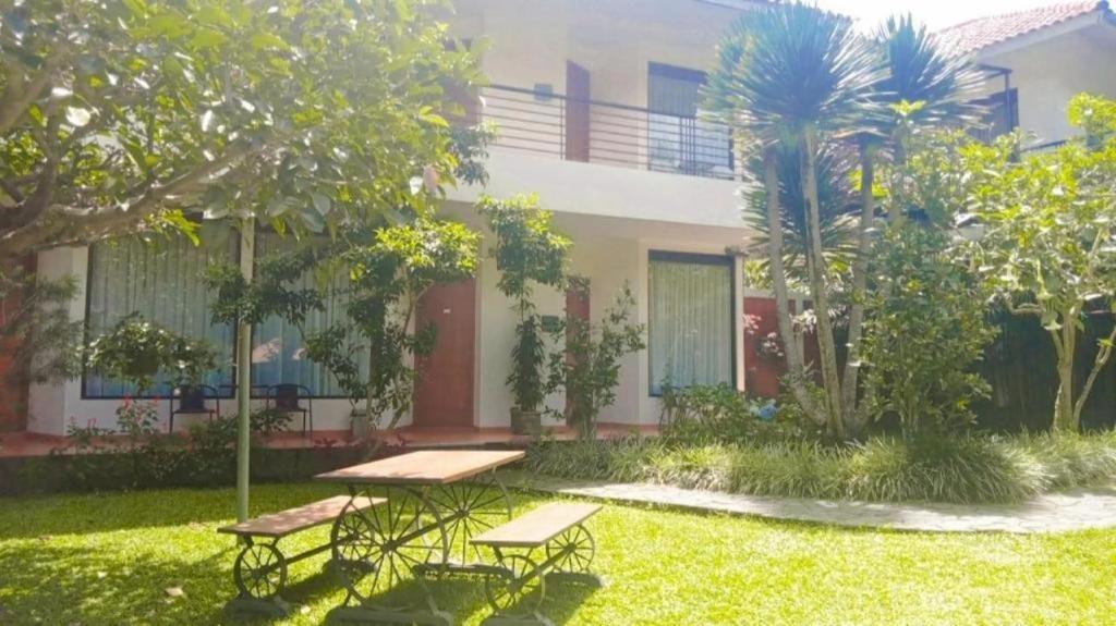 La Oma Lembang Exterior foto